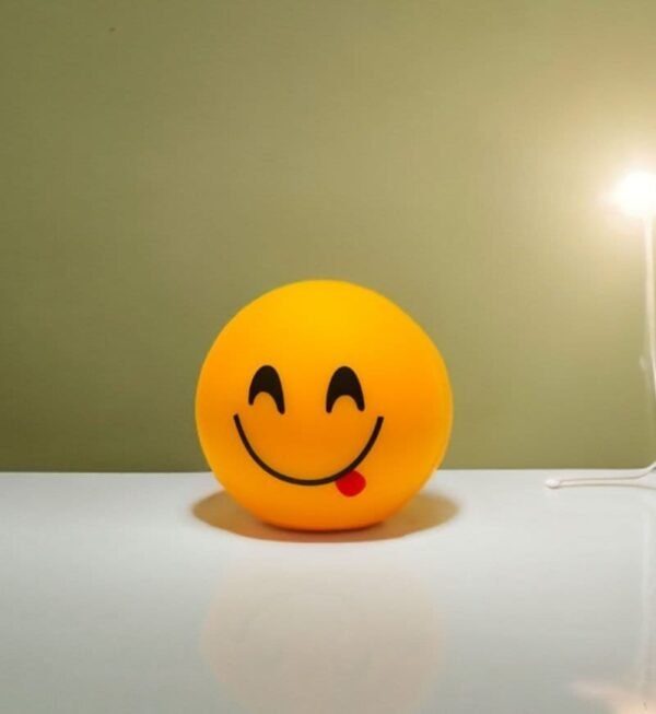 Smiling Faces Night Lamp (1 Pc) - Image 2